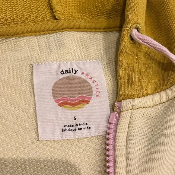 Anthropologie Daily Practice - Picture 4 of 6